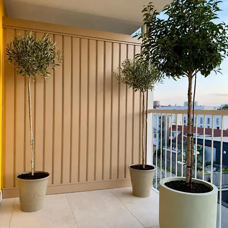 Daire Stylish Apartment, Balcony, Schlossberg View *